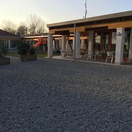 Venezia Village