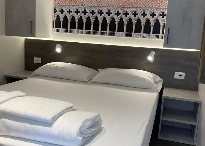 Venezia Village 3*