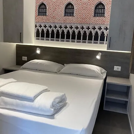 Venezia Village 3*