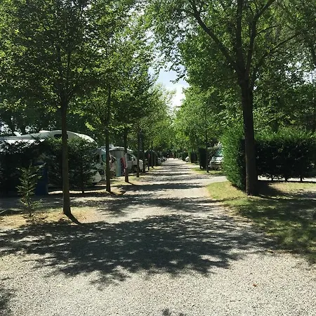 Venezia Village 3*